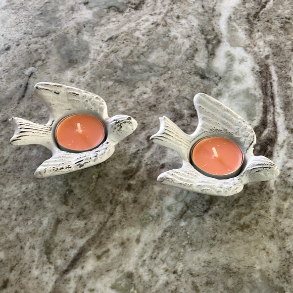 Set of 2 Cast Iron Bird Tealight Candle Holders - Picture 2 of 9